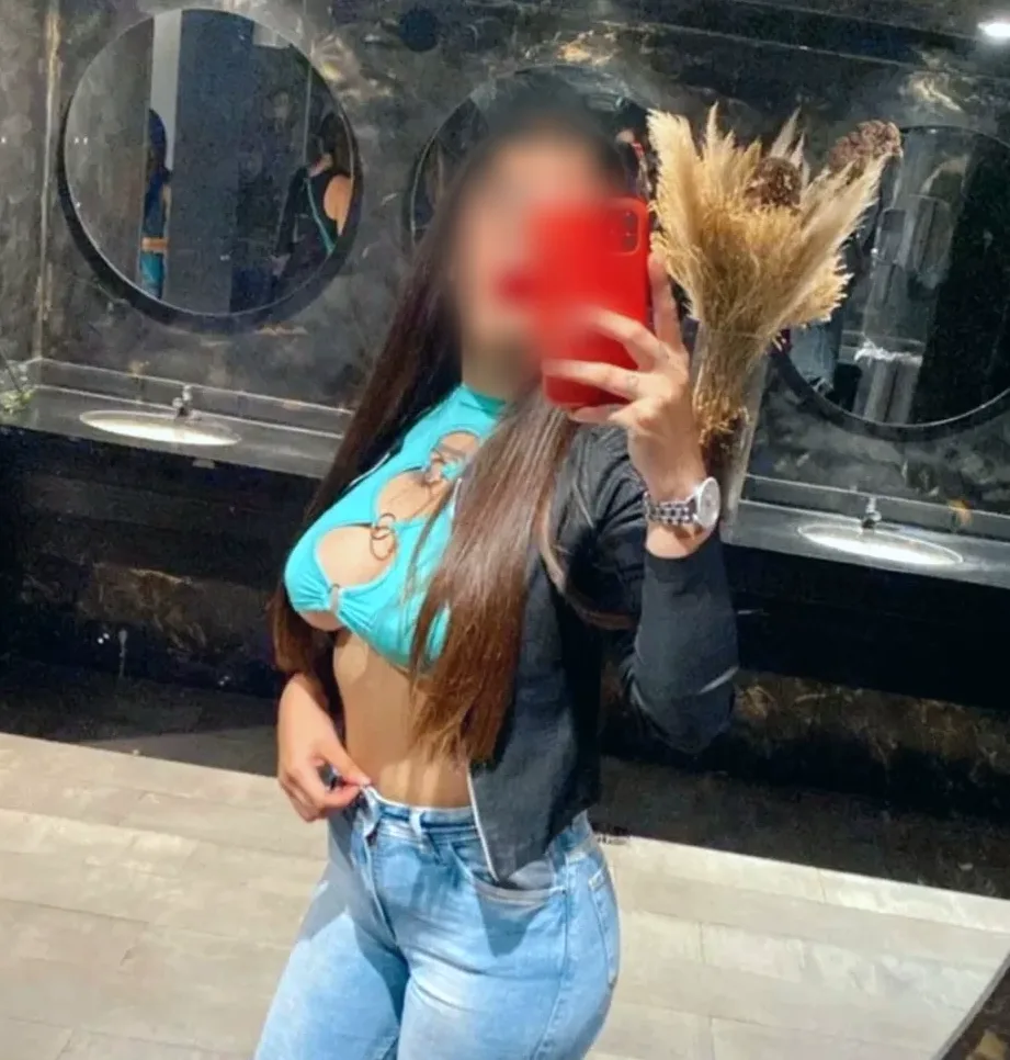 Ayse, 35