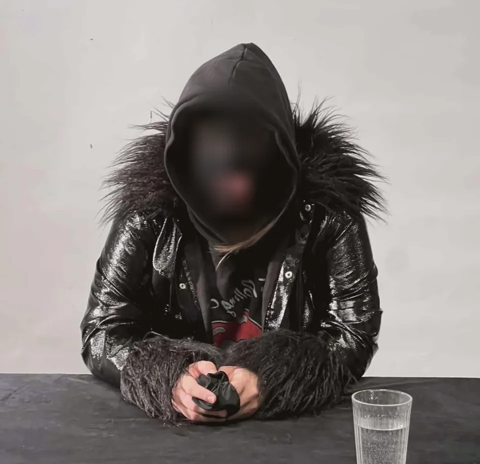 Ida, 21