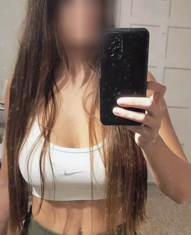 Maren, 37