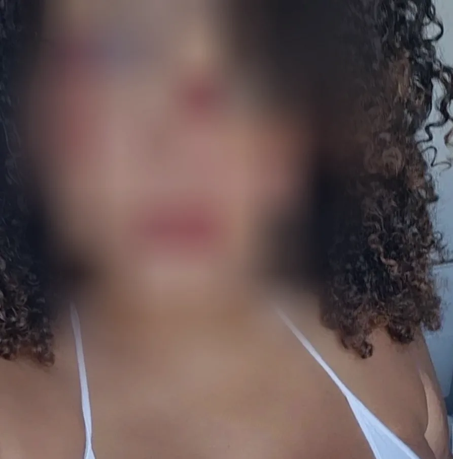 Michelle, 33