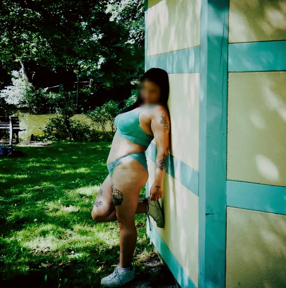 Pia, 31