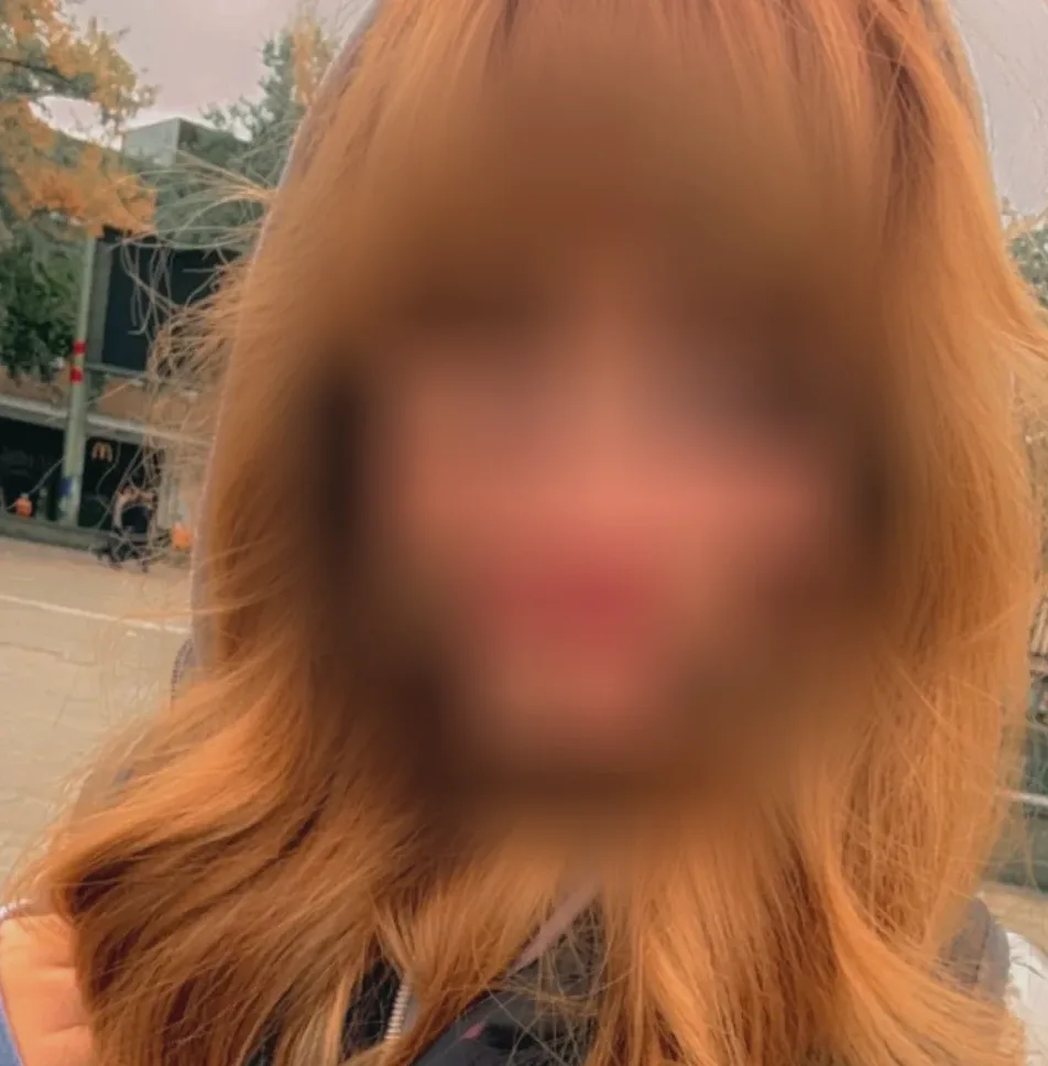 Sabrina, 31